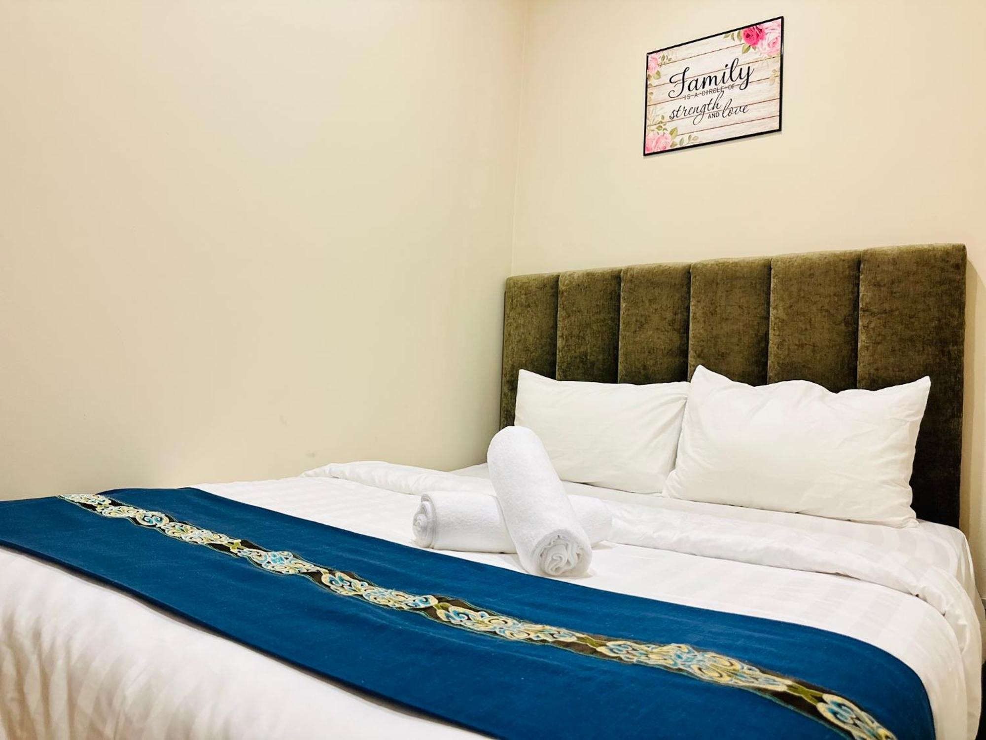 Soho Suites Klcc By Comfort Suites Куала Лумпур Екстериор снимка
