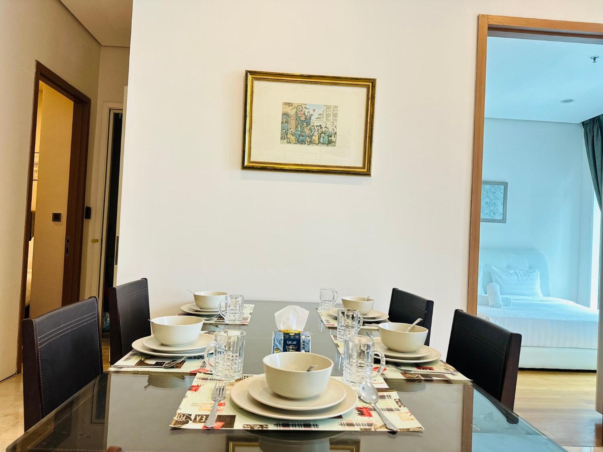 Soho Suites Klcc By Comfort Suites Куала Лумпур Екстериор снимка