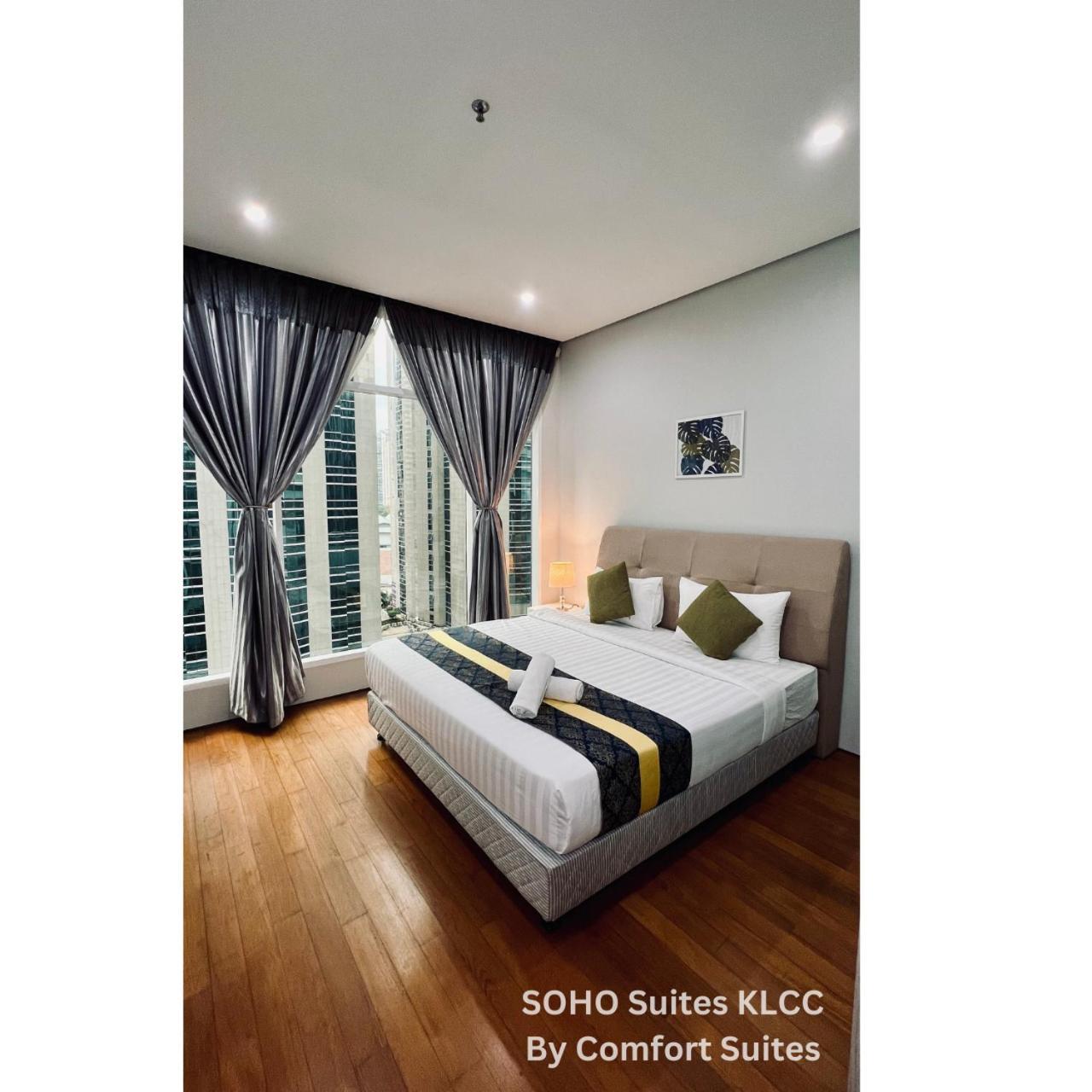 Soho Suites Klcc By Comfort Suites Куала Лумпур Екстериор снимка