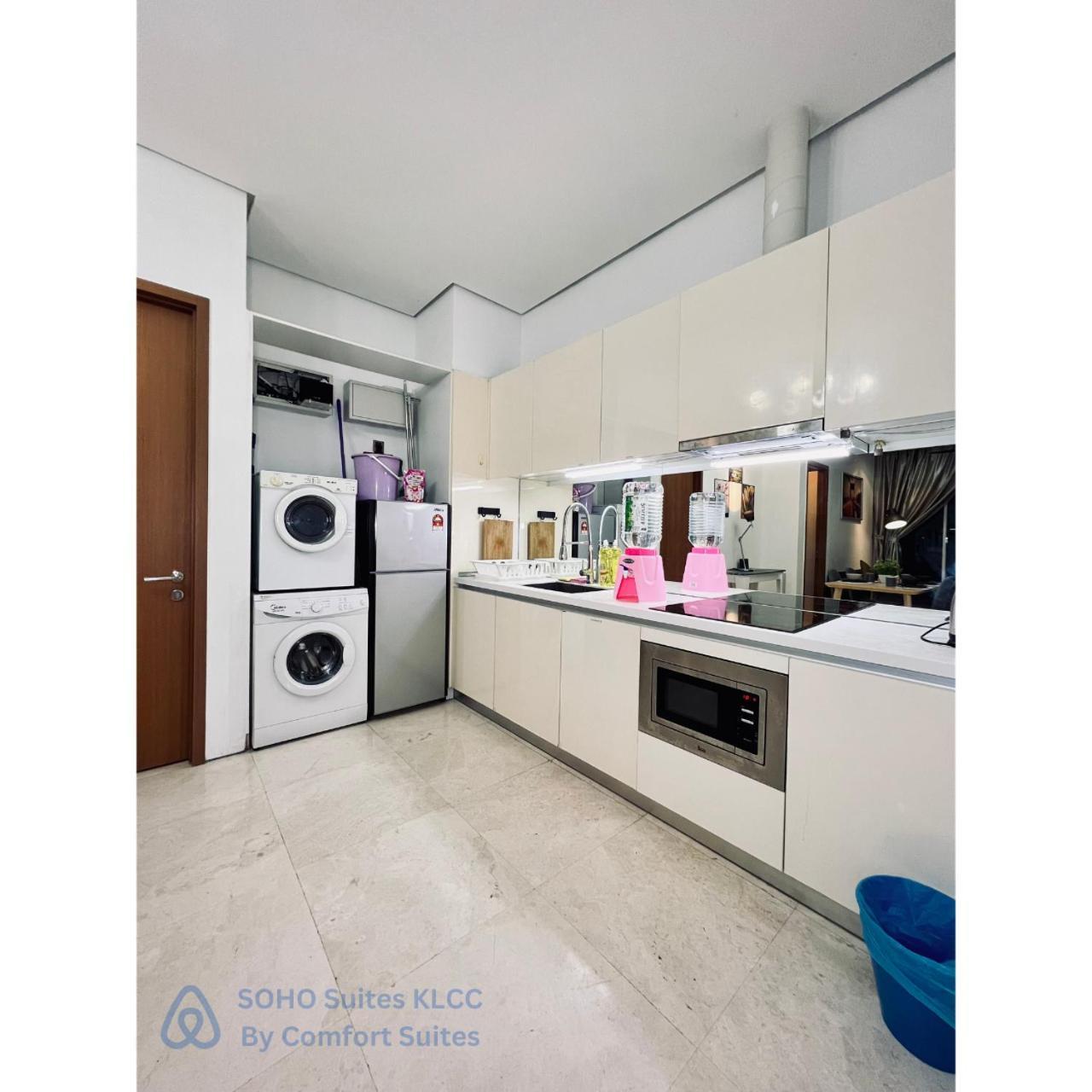 Soho Suites Klcc By Comfort Suites Куала Лумпур Екстериор снимка