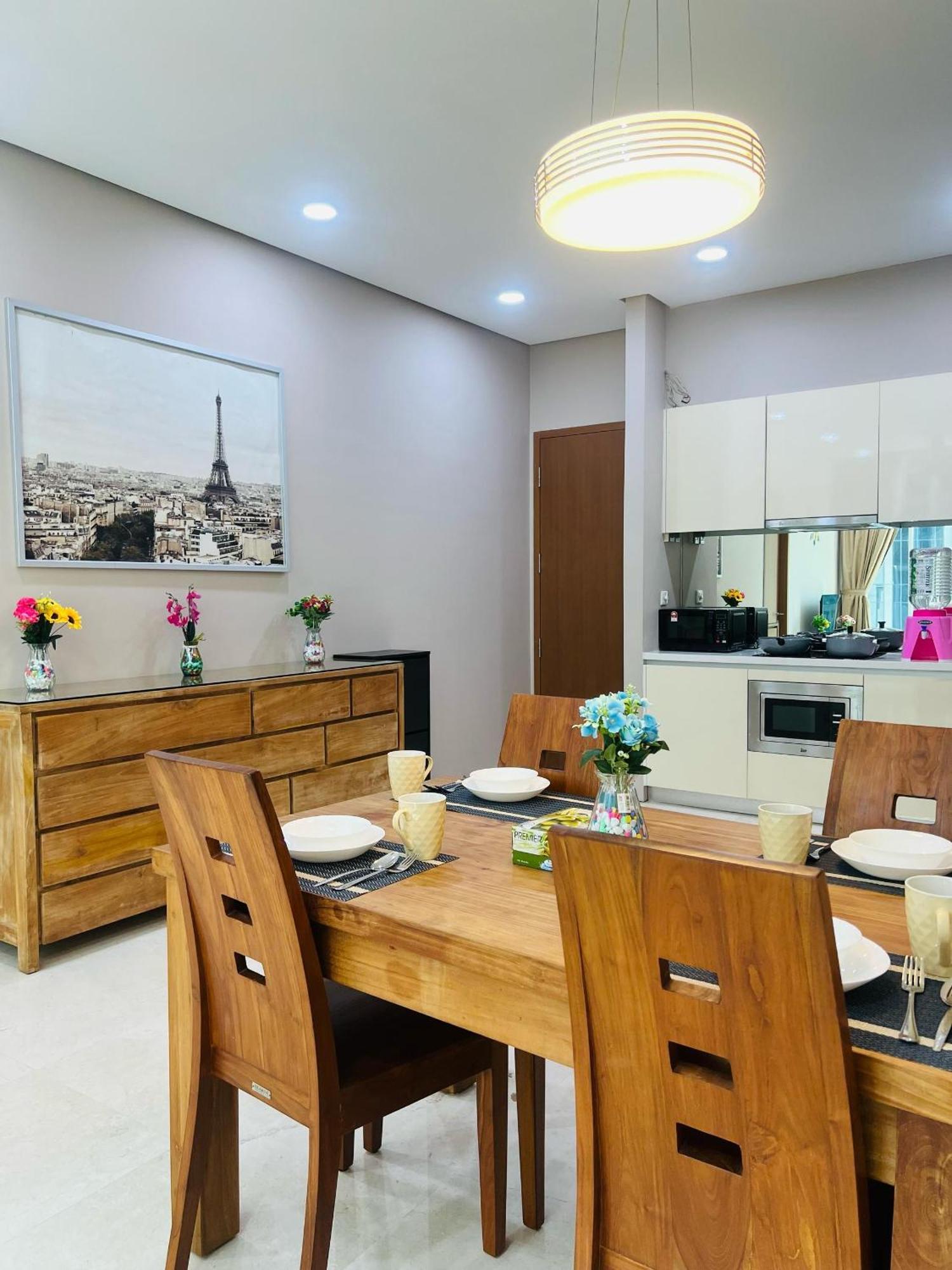 Soho Suites Klcc By Comfort Suites Куала Лумпур Екстериор снимка